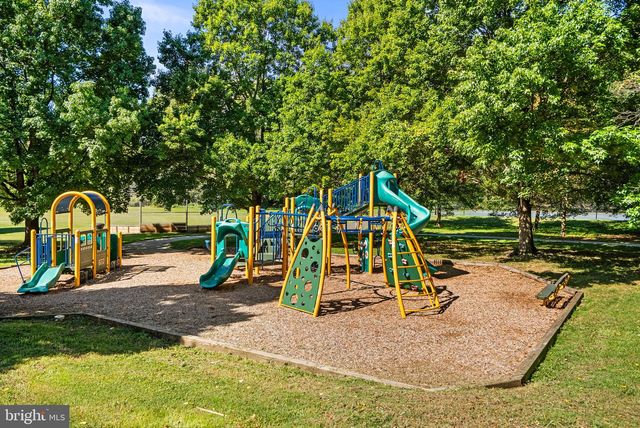 3510 FREDERICK PL, Kensington, MD 20895