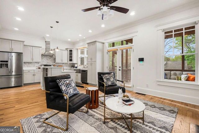 2119 Oakview Road SE, Atlanta, GA 30317