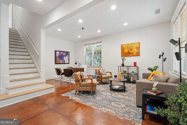 2119 Oakview Road SE, Atlanta, GA 30317