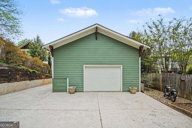 2119 Oakview Road SE, Atlanta, GA 30317