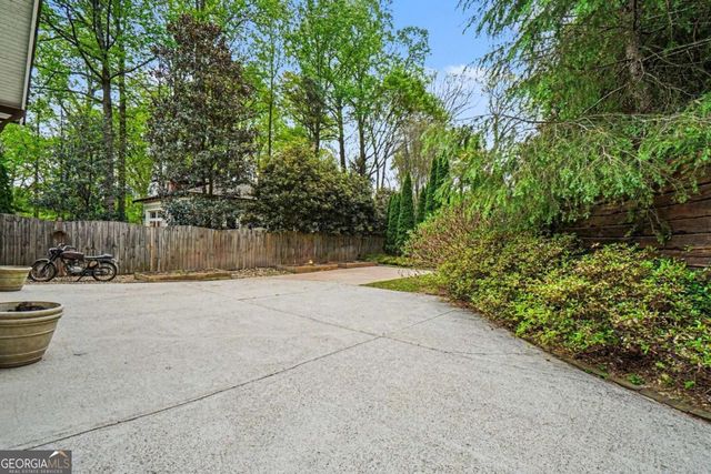 2119 Oakview Road SE, Atlanta, GA 30317