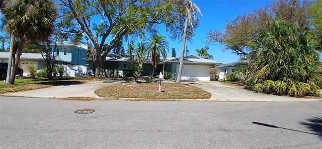 4397 HARBOR HILLS DRIVE, Largo, FL 33770