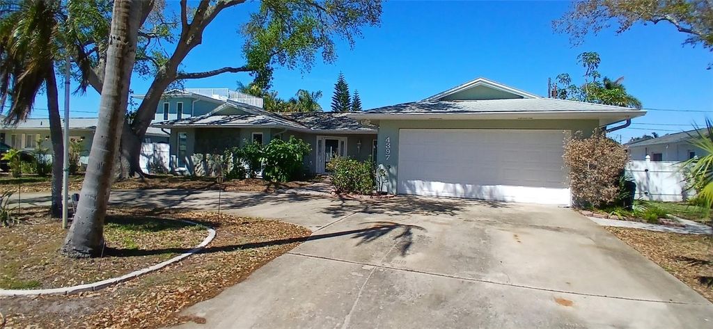 4397 HARBOR HILLS DRIVE, Largo, FL 33770