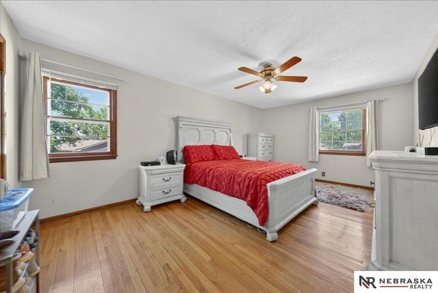810 Smith Circle, Papillion, NE 68046