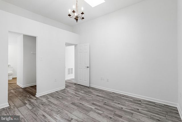 1958-B VILLARIDGE DR, Reston, VA 20191