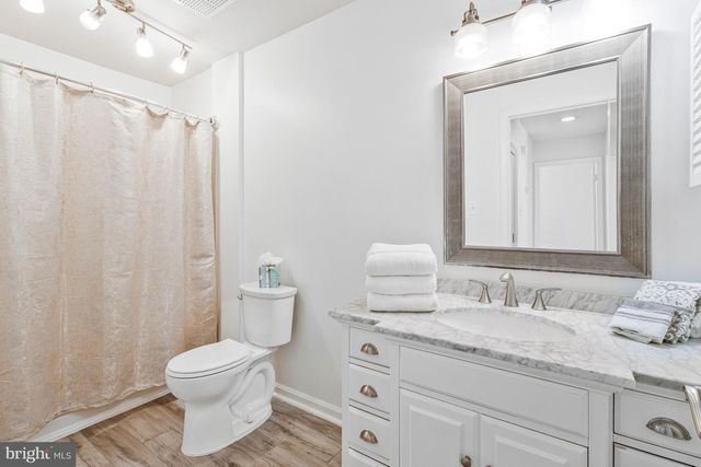 1958-B VILLARIDGE DR, Reston, VA 20191