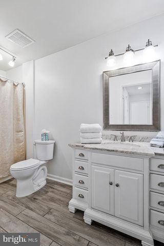1958-B VILLARIDGE DR, Reston, VA 20191