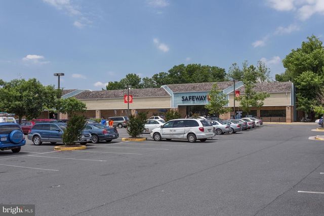 1958-B VILLARIDGE DR, Reston, VA 20191