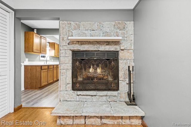 8643 Hibbing Street, Commerce Twp, MI 48382