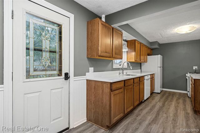 8643 Hibbing Street, Commerce Twp, MI 48382