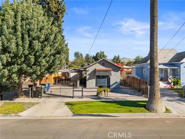 3420 Comer Avenue, Riverside, CA 92507
