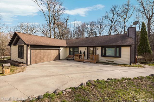 4921 Crestview Drive, Independence Charter Township, MI 48348