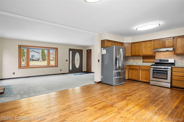 4921 Crestview Drive, Independence Charter Township, MI 48348