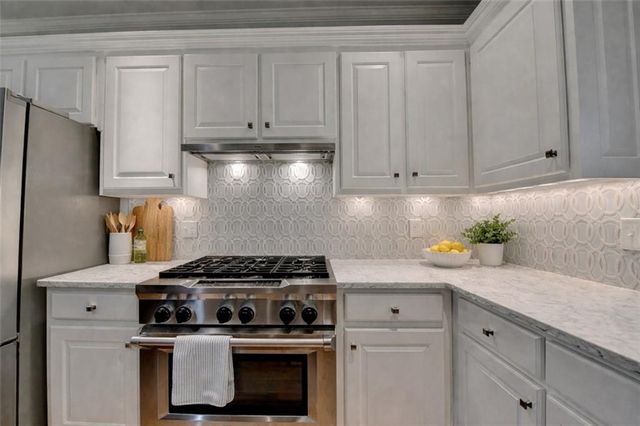 5970 Rachel Ridge, Peachtree Corners, GA 30092