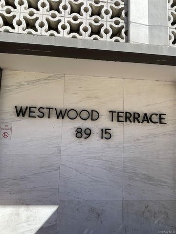 89-15 Parsons Boulevard 15D, Jamaica, NY 11432