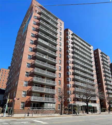 89-15 Parsons Boulevard 15D, Jamaica, NY 11432