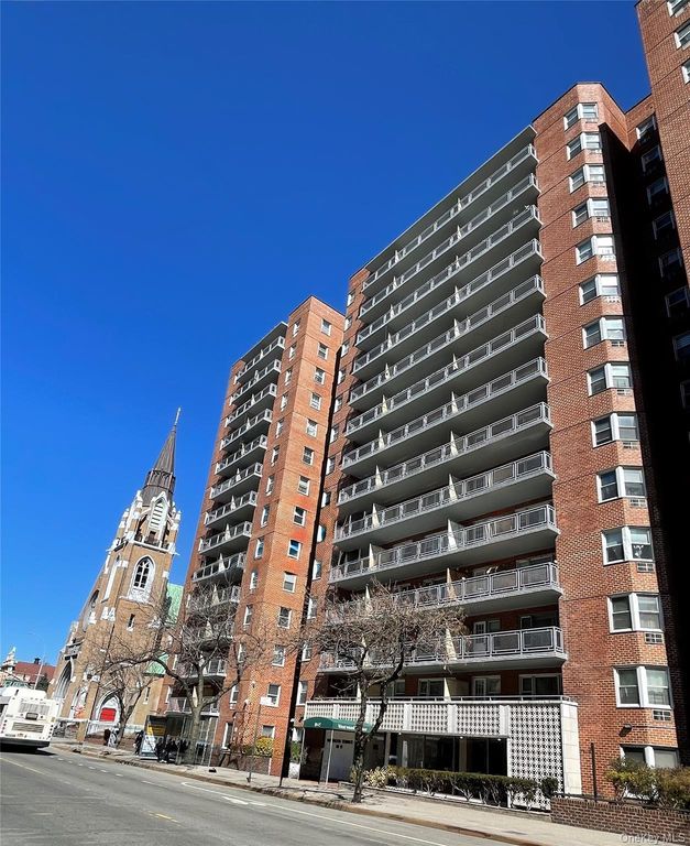 89-15 Parsons Boulevard 15D, Jamaica, NY 11432