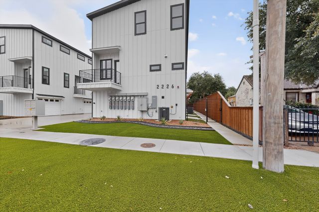 2230 Shea Road 104, Dallas, TX 75235