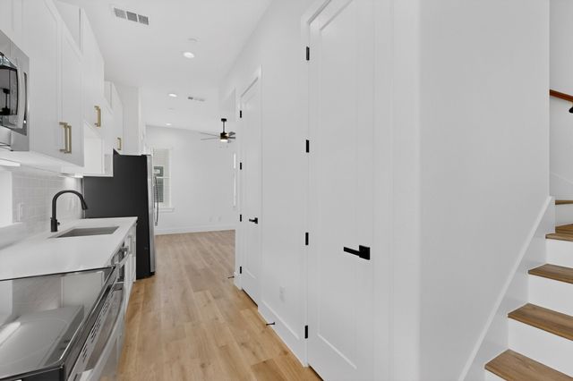 2230 Shea Road 104, Dallas, TX 75235