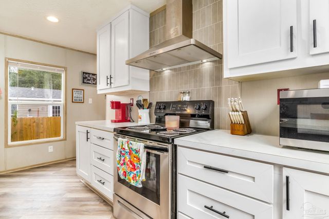 2403 San Juan Grande, Pensacola, FL 32507