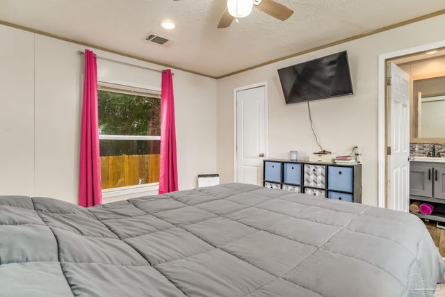 2403 San Juan Grande, Pensacola, FL 32507