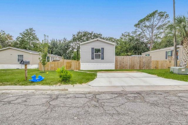 2403 San Juan Grande, Pensacola, FL 32507