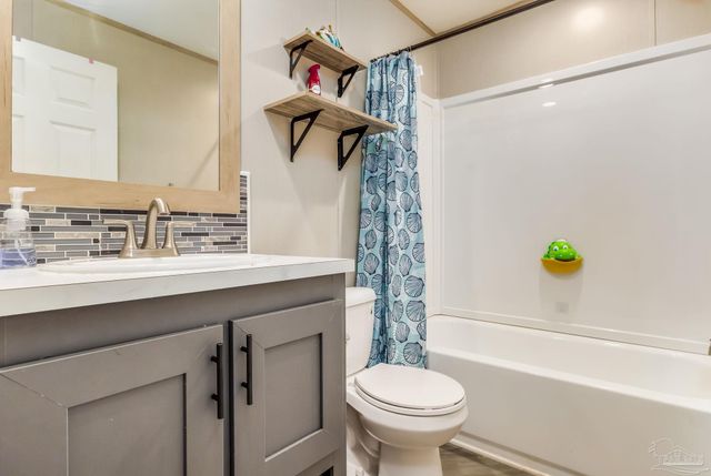 2403 San Juan Grande, Pensacola, FL 32507