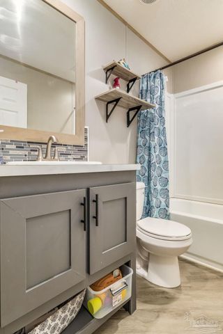 2403 San Juan Grande, Pensacola, FL 32507