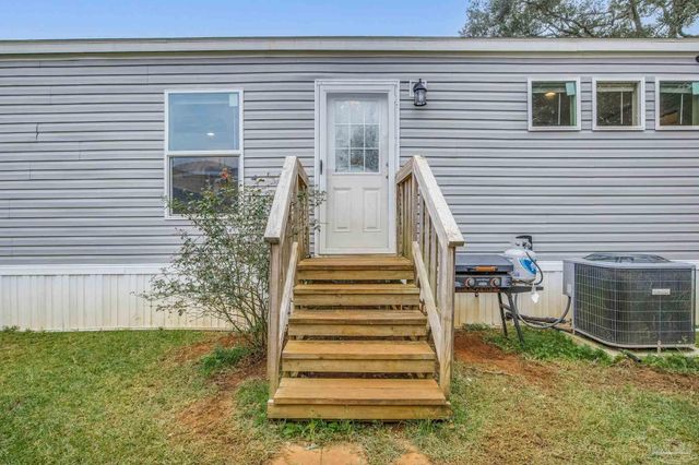 2403 San Juan Grande, Pensacola, FL 32507