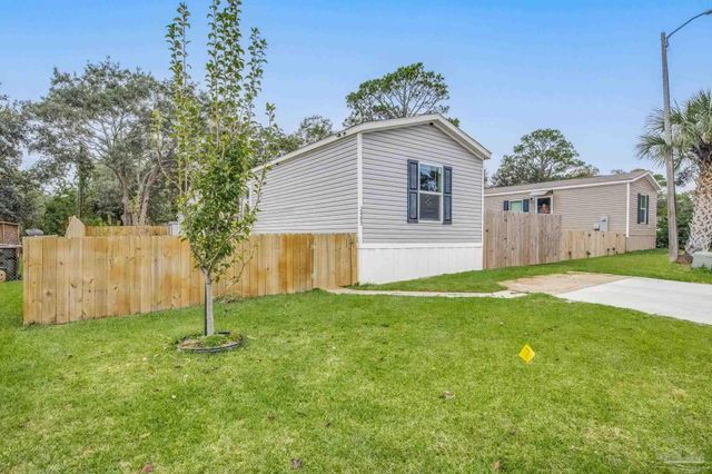2403 San Juan Grande, Pensacola, FL 32507