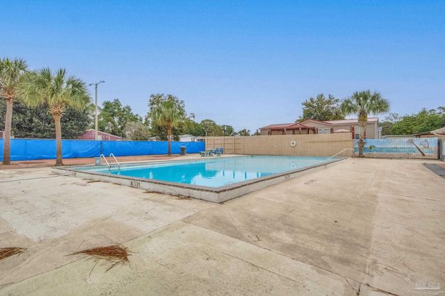 2403 San Juan Grande, Pensacola, FL 32507