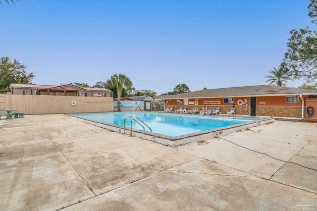 2403 San Juan Grande, Pensacola, FL 32507