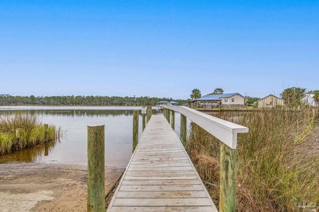 2403 San Juan Grande, Pensacola, FL 32507