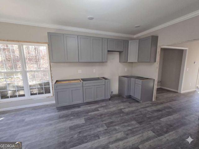 987 N Eugenia Place NW, Atlanta, GA 30318