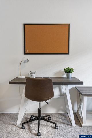 3155 La Costa Lp S, Salem, OR 97302