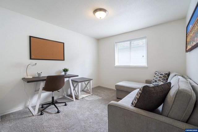 3155 La Costa Lp S, Salem, OR 97302