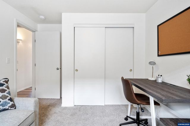 3155 La Costa Lp S, Salem, OR 97302