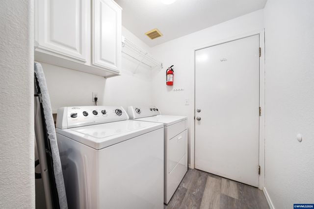 3155 La Costa Lp S, Salem, OR 97302