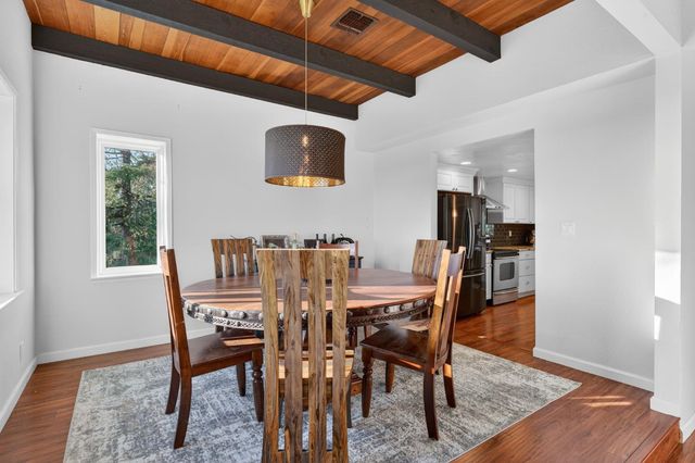 525 Skyline Dr, Placerville, CA 95667