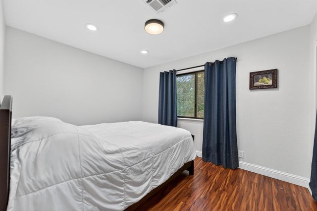 525 Skyline Dr, Placerville, CA 95667