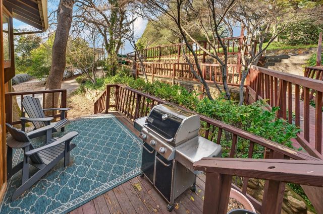 525 Skyline Dr, Placerville, CA 95667