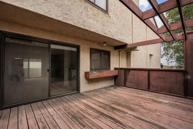 2289 Caminito Pajarito 160, San Diego, CA 92107