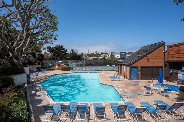 2289 Caminito Pajarito 160, San Diego, CA 92107