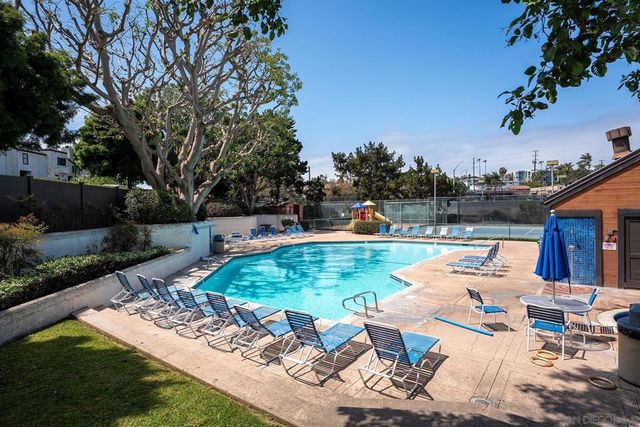 2289 Caminito Pajarito 160, San Diego, CA 92107