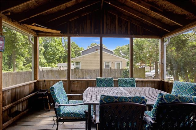 50 Plum Point Road, North Kingstown, RI 02874