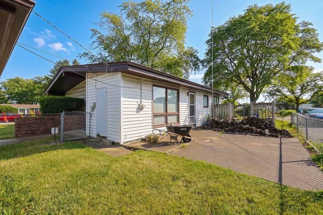 4103 Wren Lane, Rolling Meadows, IL 60008