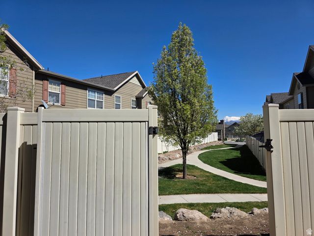 13503 S LEAF WING LN, Herriman, UT 84096
