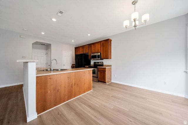 13503 S LEAF WING LN, Herriman, UT 84096