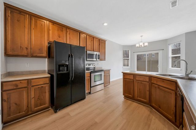 13503 S LEAF WING LN, Herriman, UT 84096