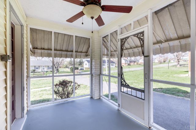 154 Lake Court Ave, Lynchburg, VA 24502